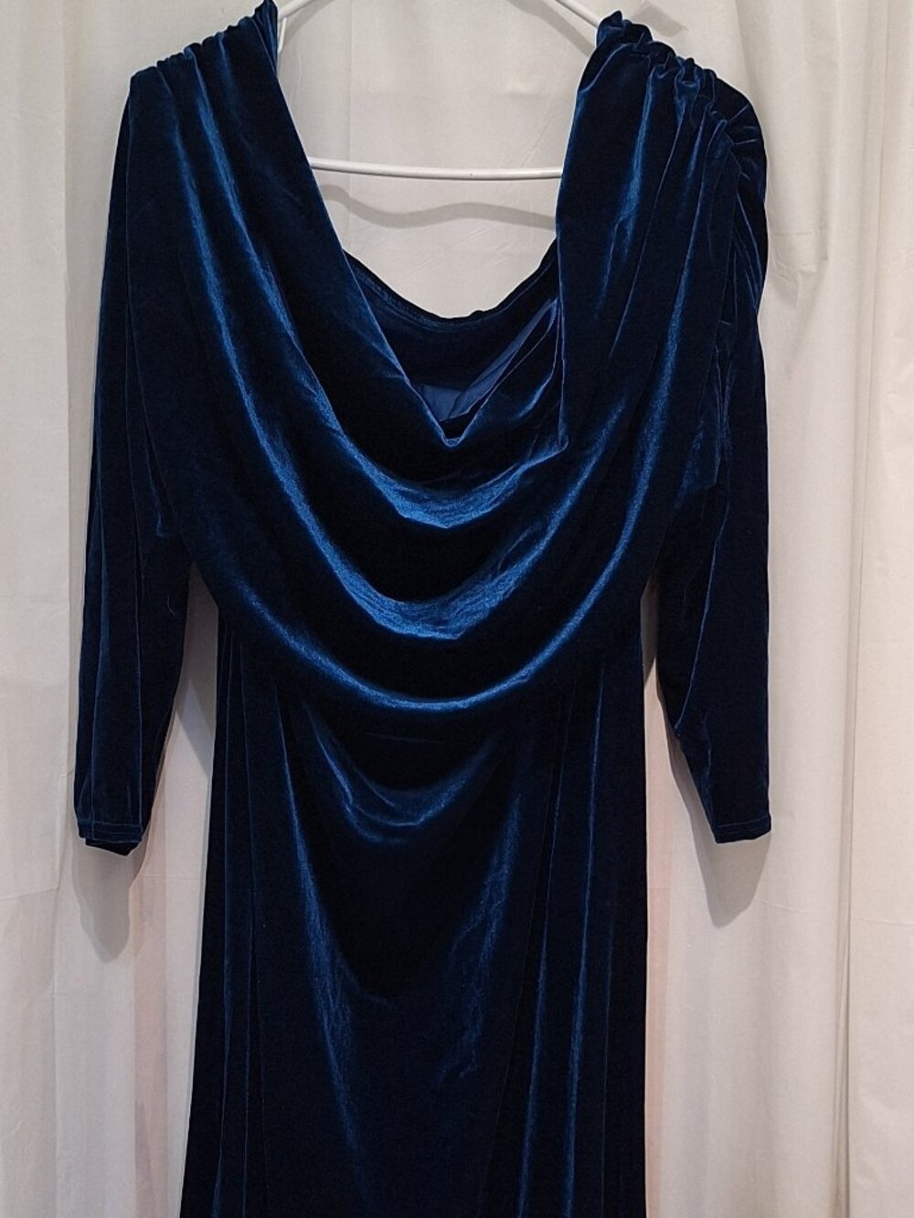 Deep Teal Stretch Velvet Gown – Size 24 – NWT